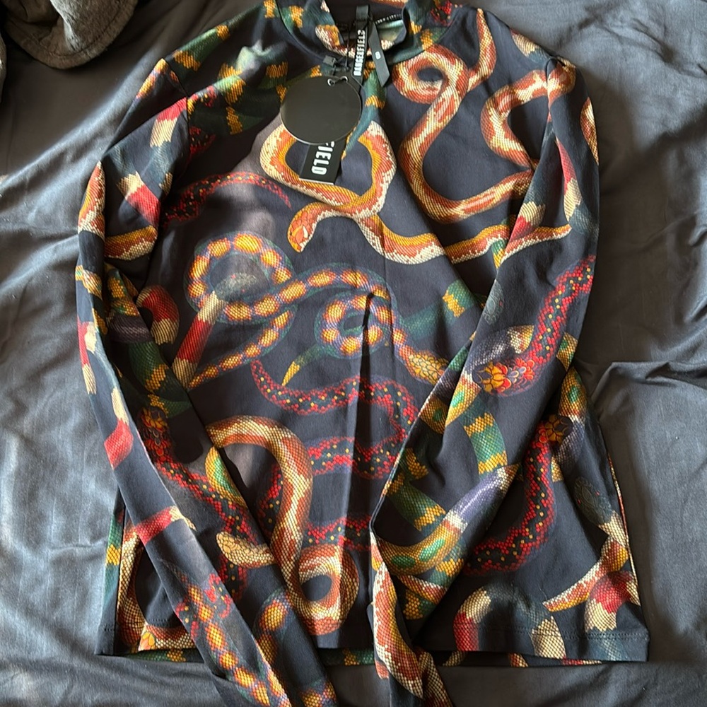 Dangerfield snake long sleeve